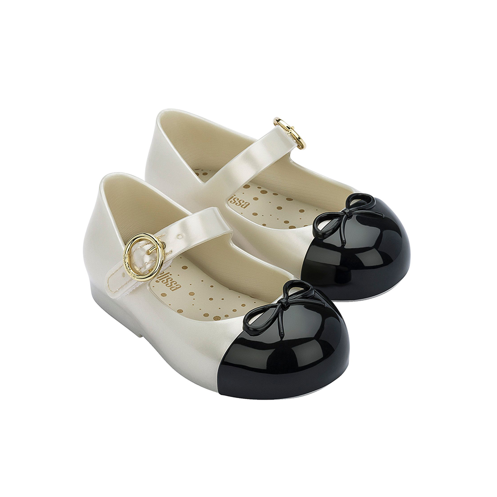 Mini melissa 2025 scented shoes