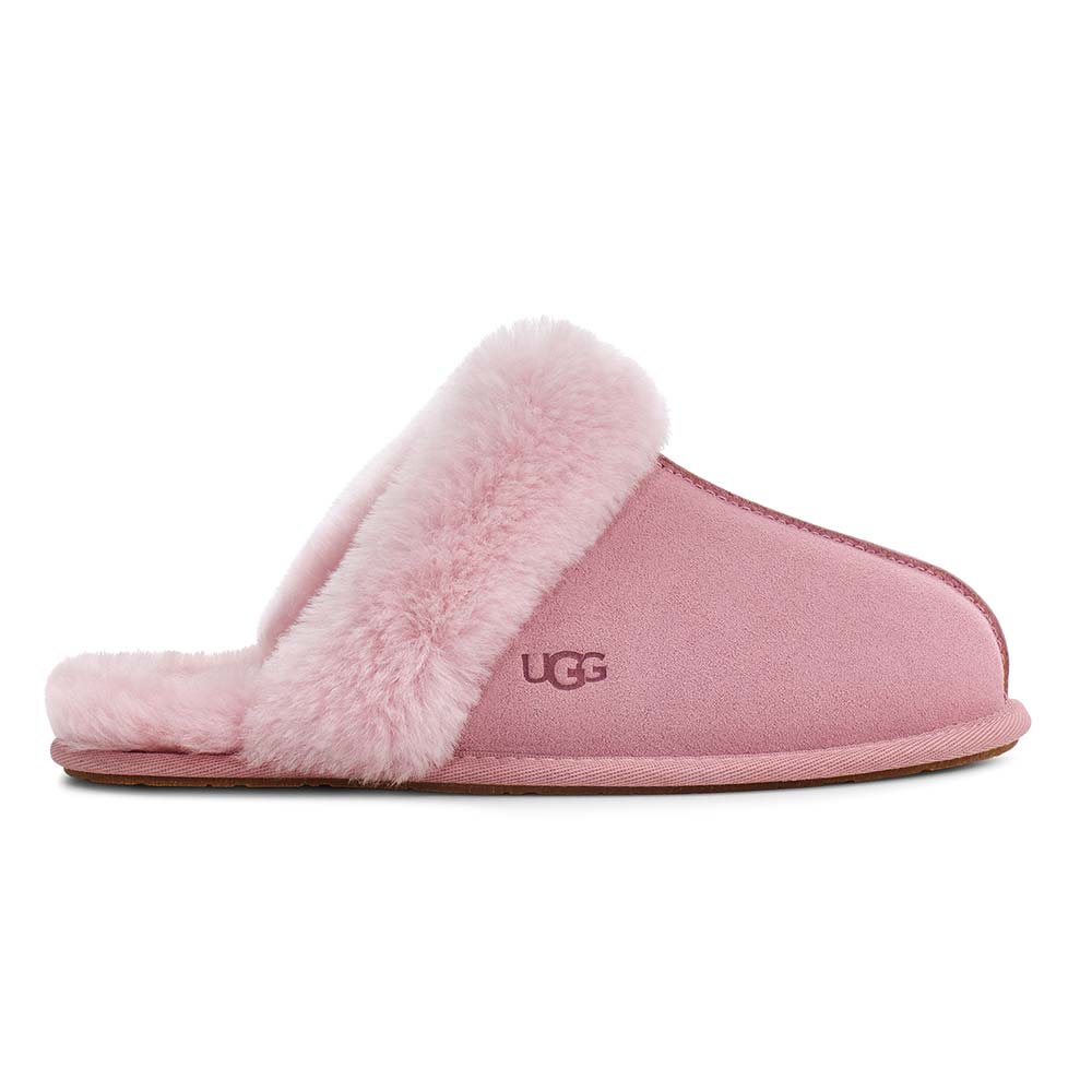 Soft hot sale pink uggs