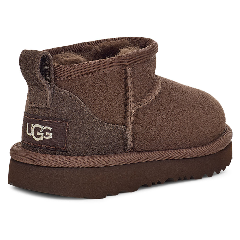 Ugg boots hot sale mini chocolate