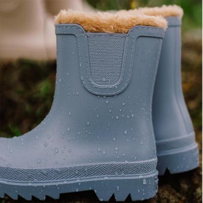 Picture of Igor Tokio Borreguito Lined Short Rain Boot - Azul Blue