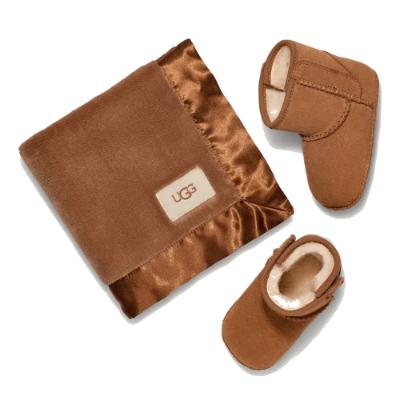 Picture of UGG Baby Classic Bootie & Lovey Comforter Set - Chestnut